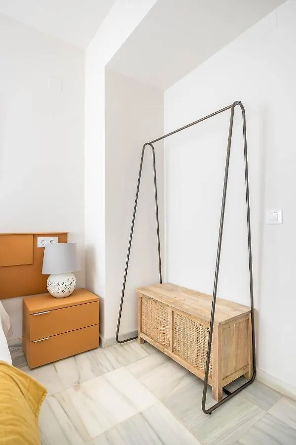 Amplisimo Apartamento De Diseno Nuevo En El Corazon De Triana, Parking Included Sevilla
