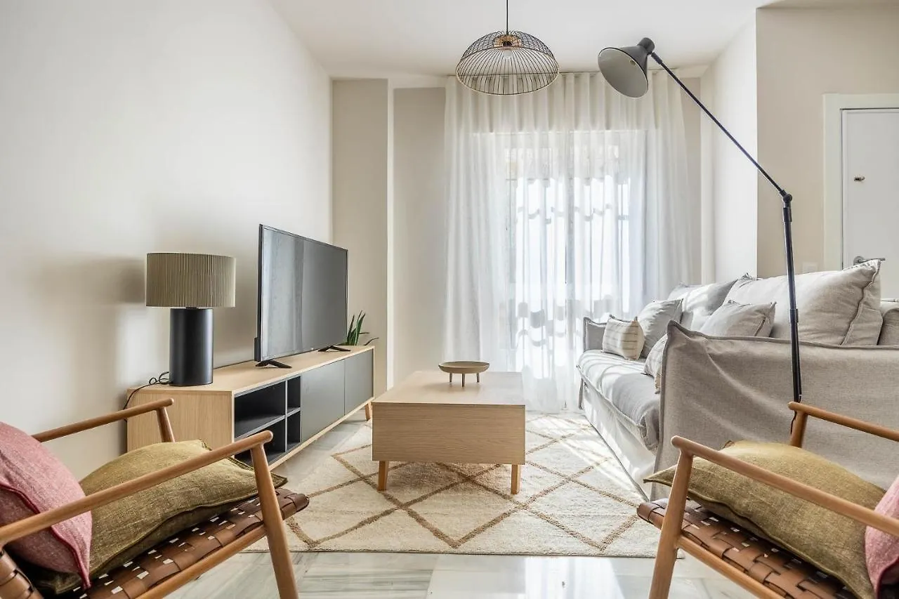 Amplisimo Apartamento De Diseno Nuevo En El Corazon De Triana, Parking Included Sevilha